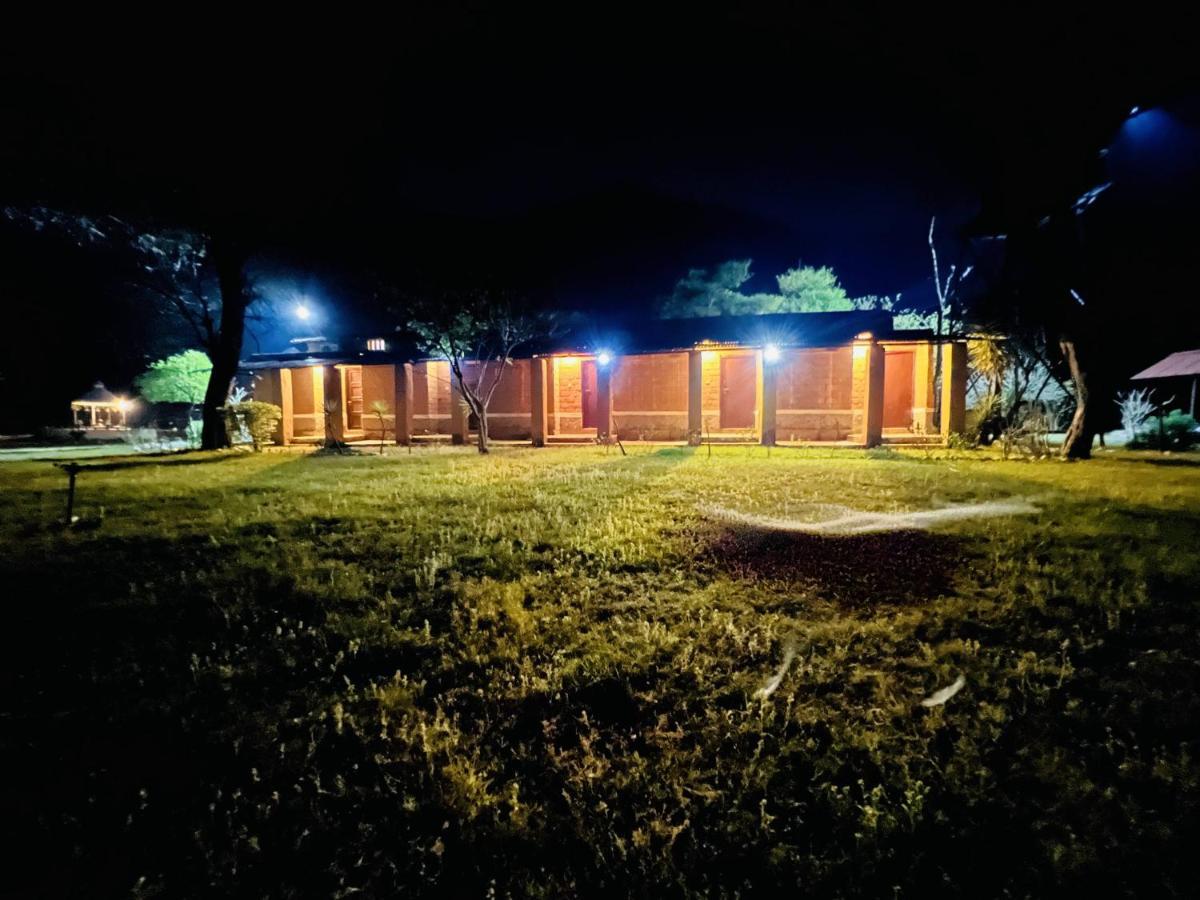 Aura Wildlife Camp And Resorts Marchula Eksteriør billede